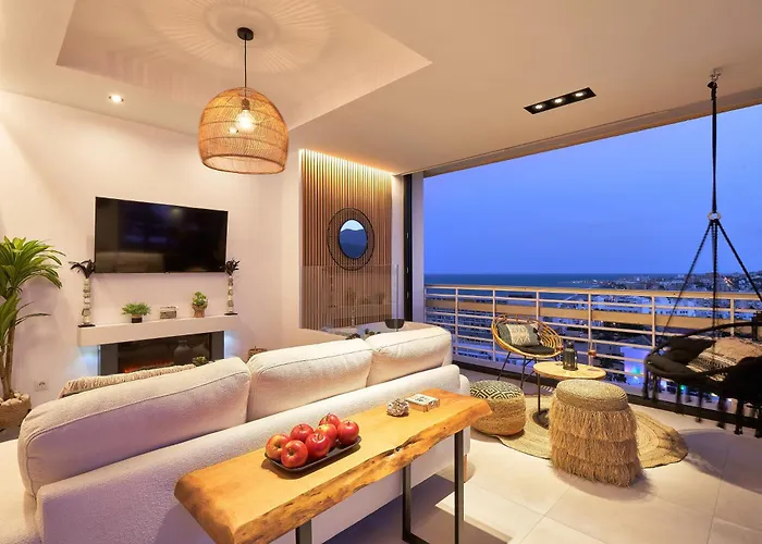 Pura Vida Luxury Apartment With Jacuzzi