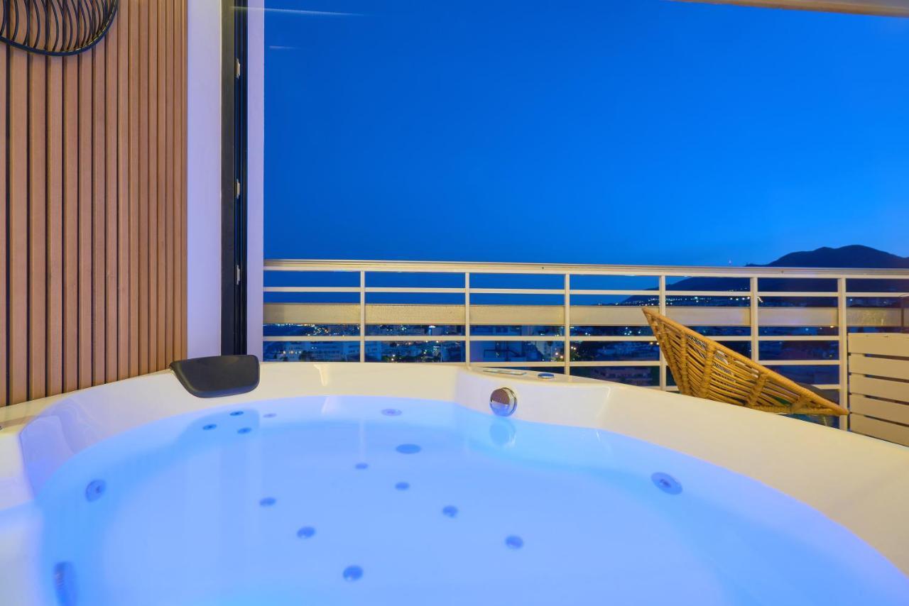 Pura Vida Luxury With Jacuzzi Apartamento